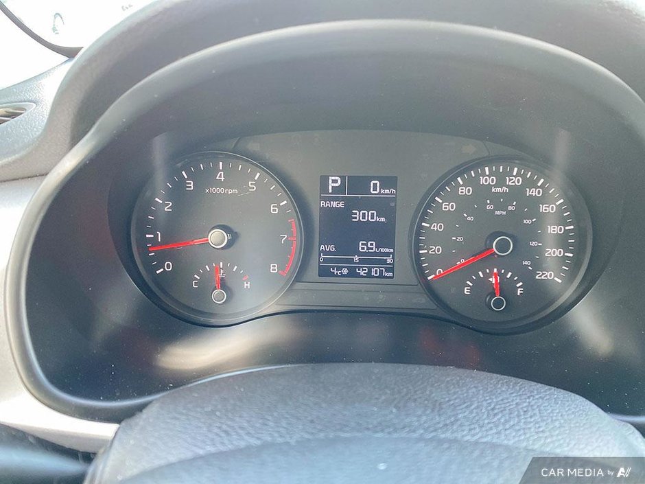 2023 Kia Rio 5-door LX+-12