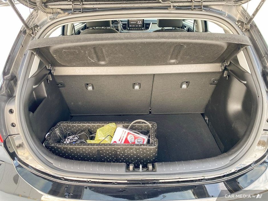 2023 Kia Rio 5-door LX+-8