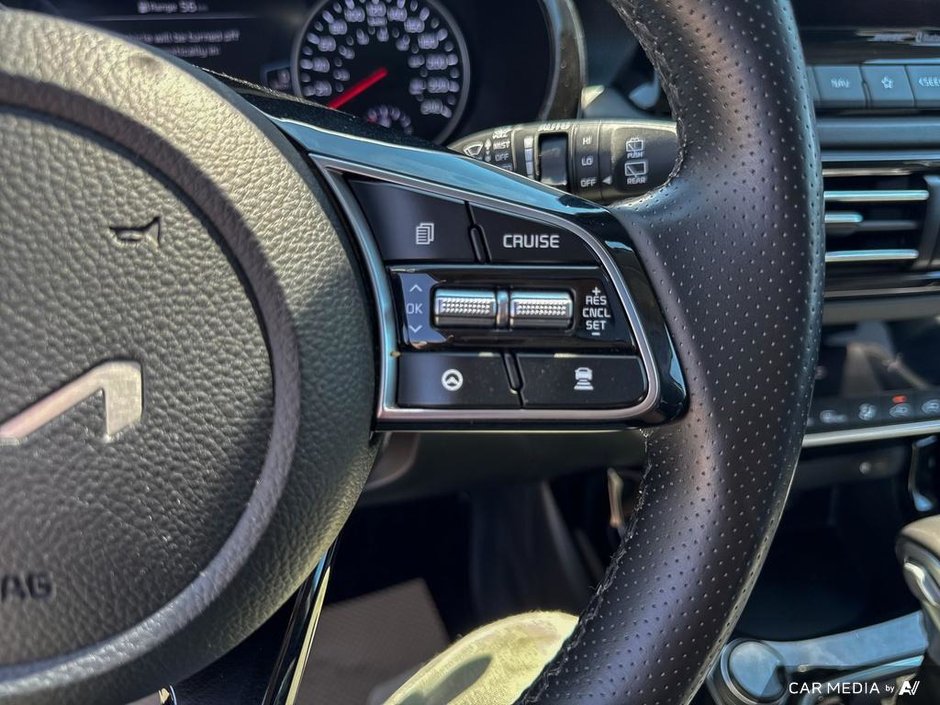 2022 Kia Seltos SX Turbo-16