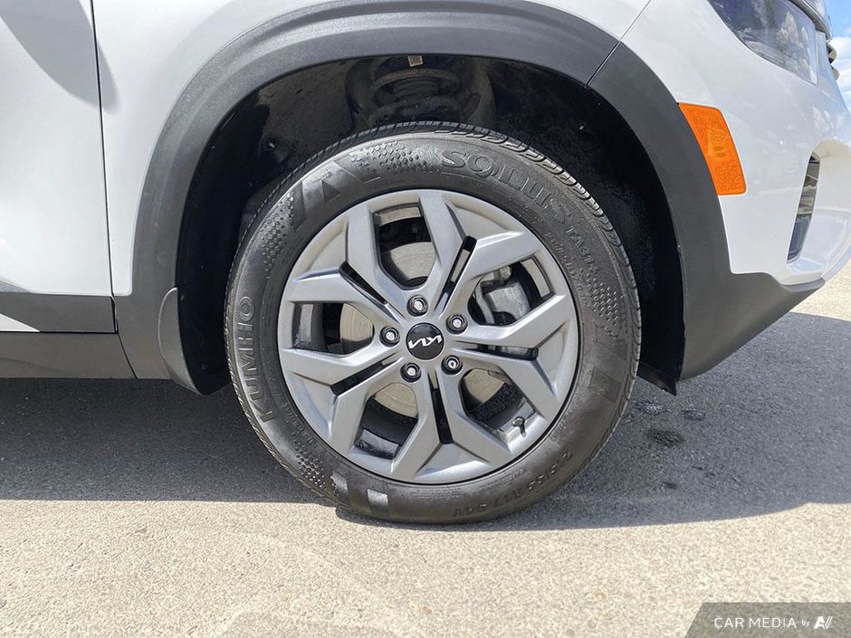 2024 Kia Seltos EX-6