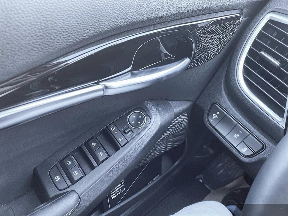 2025 Kia Seltos EX-10