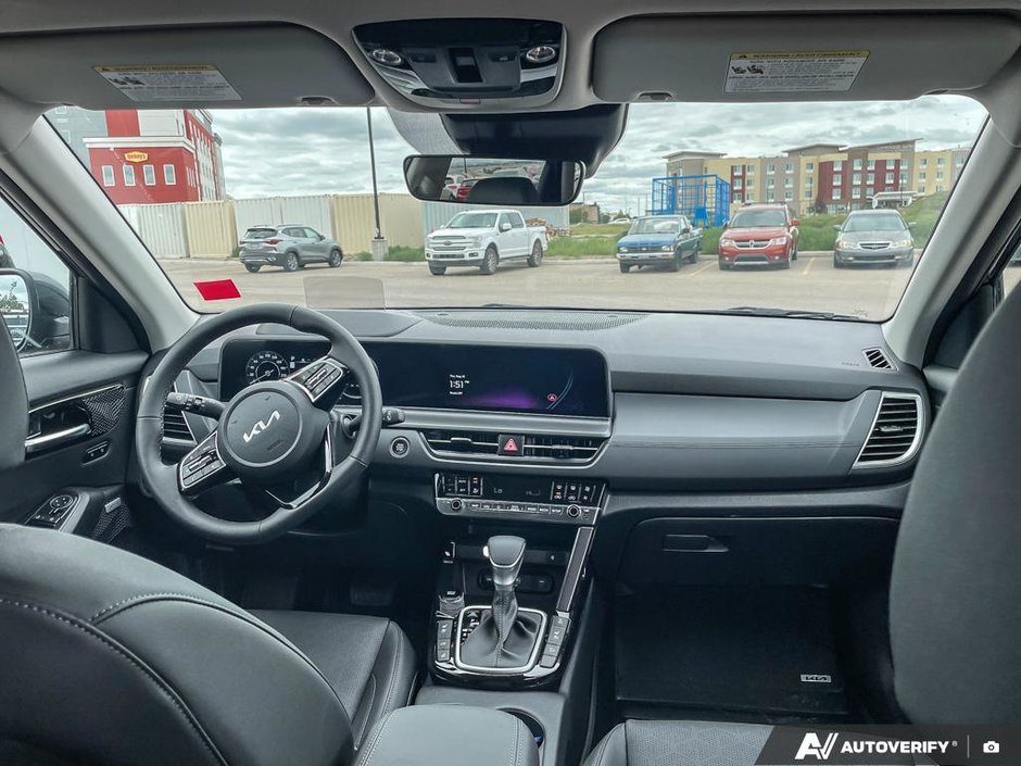 2025 Kia Seltos X-LINE-24