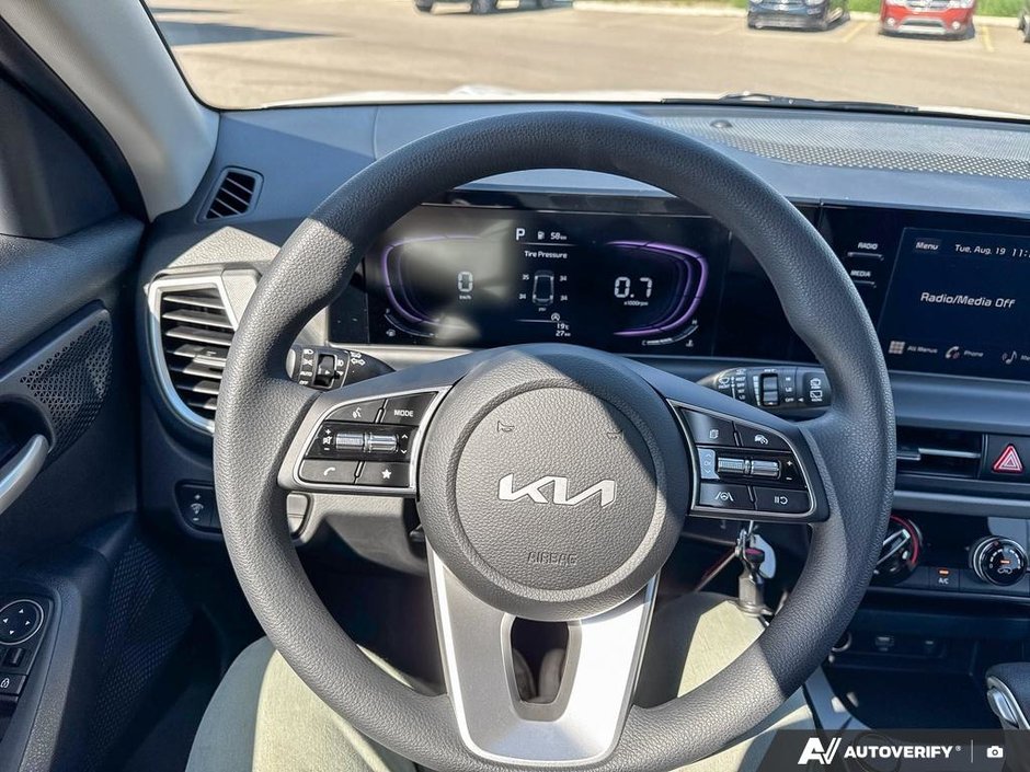 2026 Kia Seltos LX FWD-14