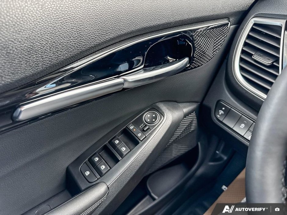 2026 Kia Seltos EX-12