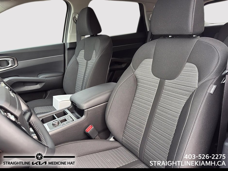 2026 Kia Sorento HEV LX AWD-8