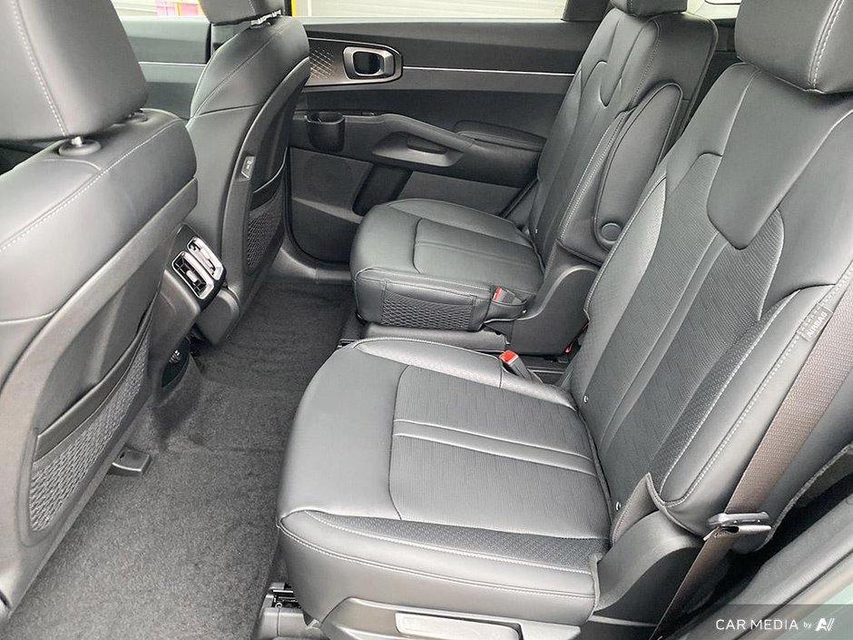 2025 Kia SORENTO PHEV EX-22