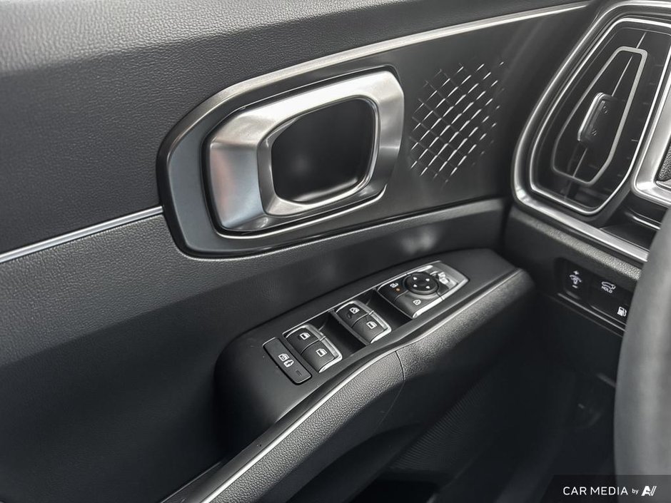 2025 Kia SORENTO PHEV EX-12