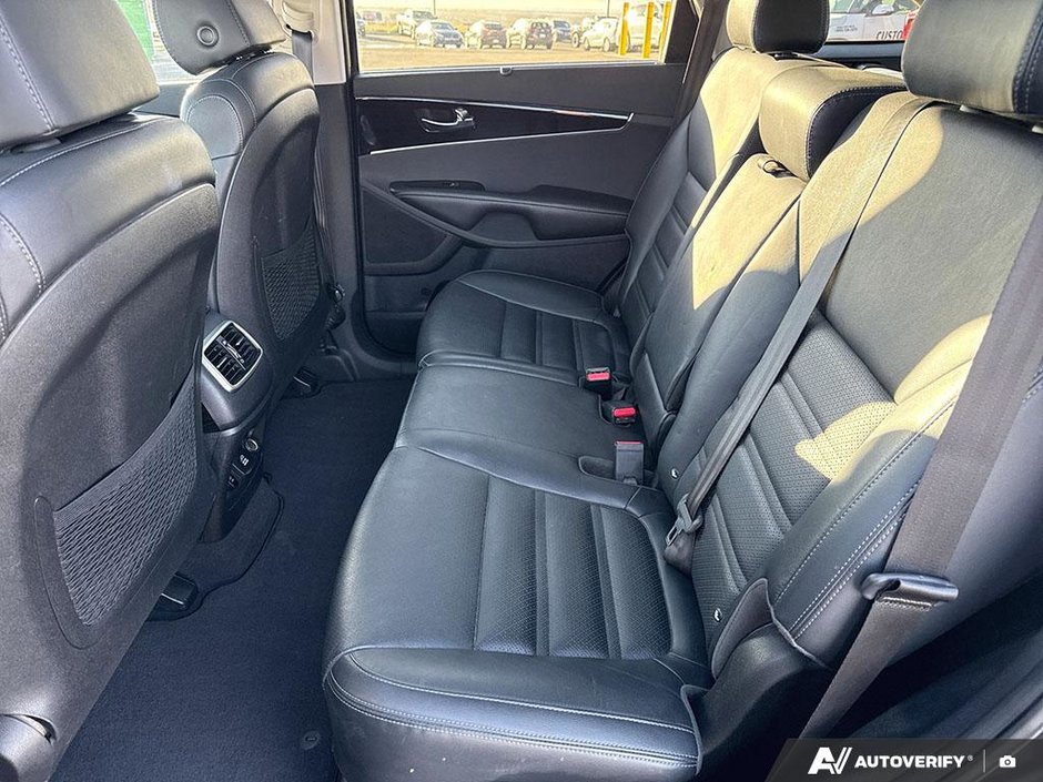 2019 Kia Sorento EX Premium-22
