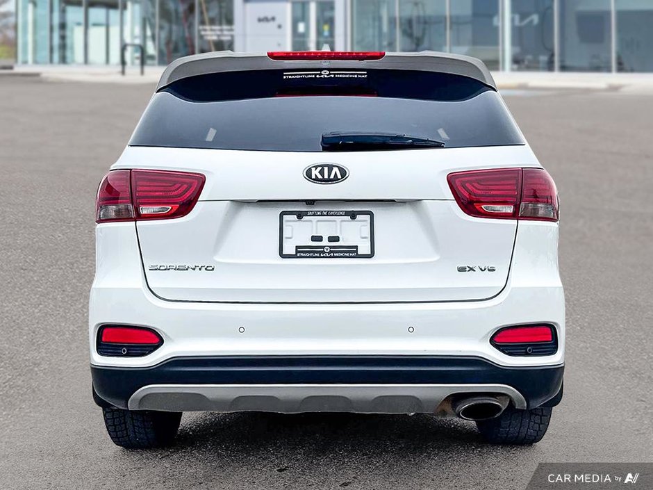 2020 Kia Sorento EX+ V6-4