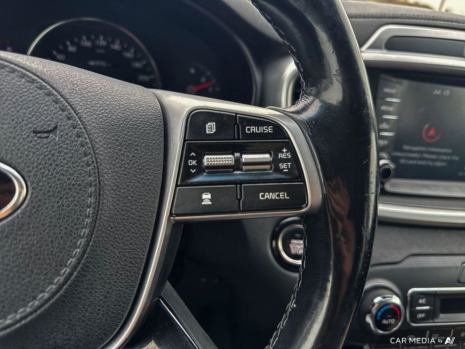 2020 Kia Sorento EX+ V6-16
