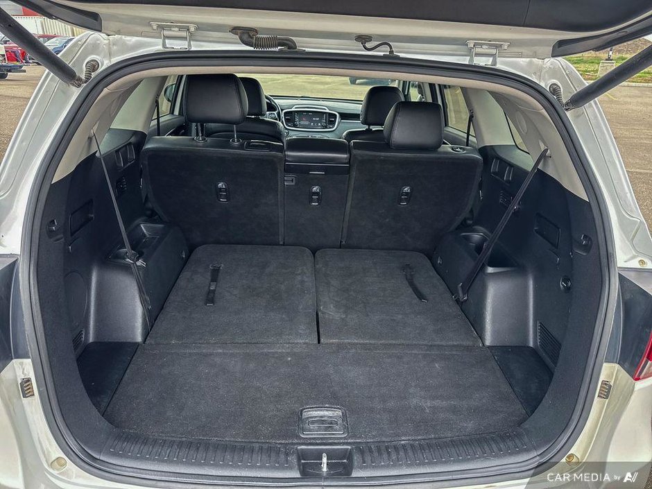 2020 Kia Sorento EX+ V6-5