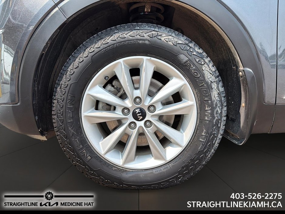 2020 Kia Sorento LX+-6