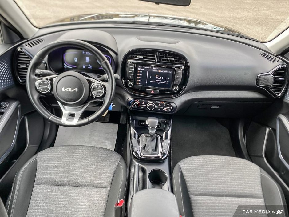 2023 Kia Soul EX-24