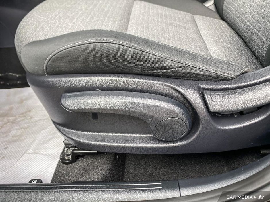 2023 Kia Soul EX-21