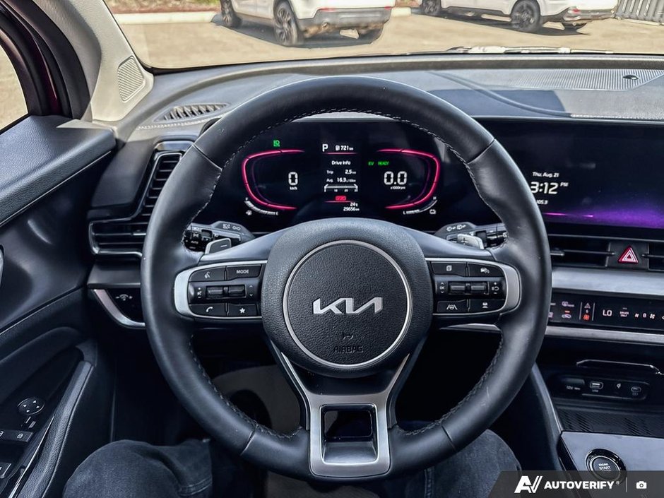 2023 Kia Sportage Hybrid EX-13