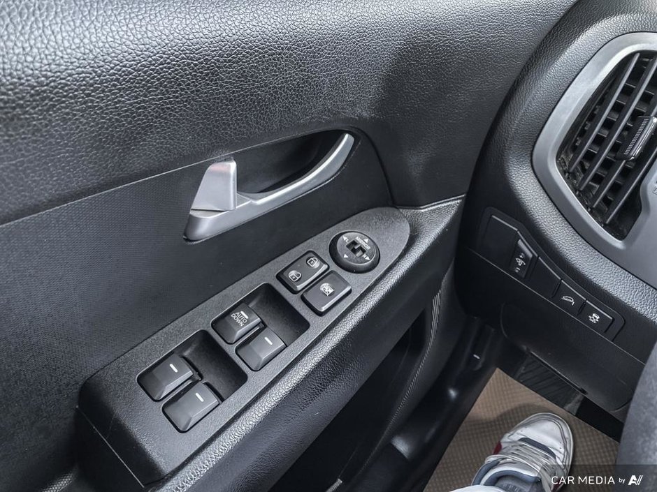 2014 Kia Sportage LX-12