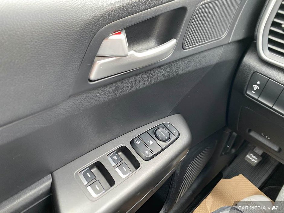 2020 Kia Sportage LX-15