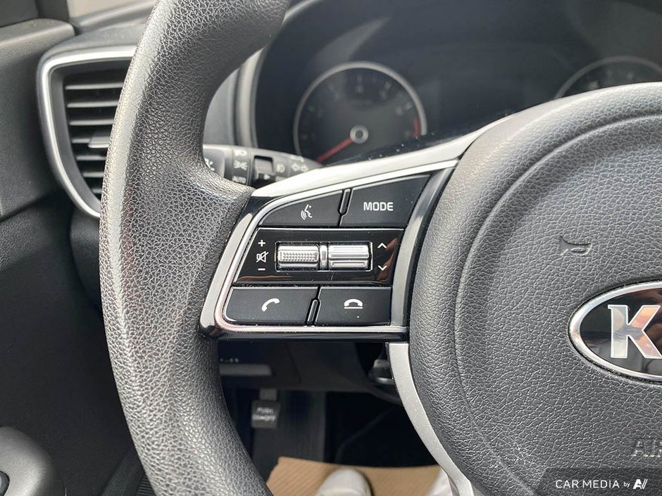 2020 Kia Sportage LX-12