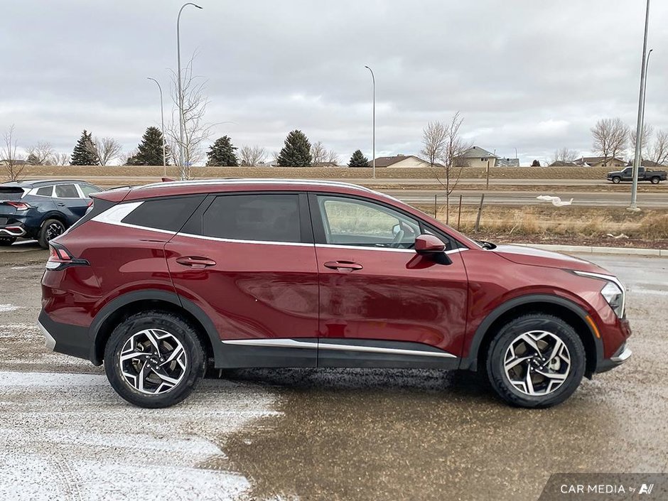 2023 Kia Sportage LX-7