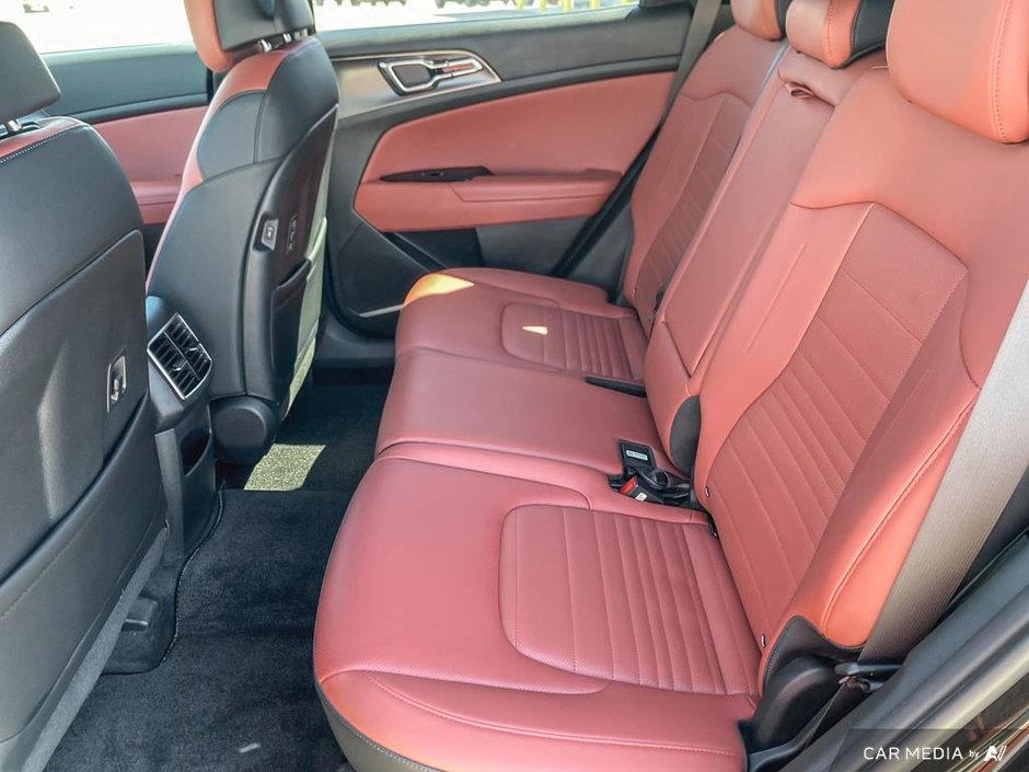 2024 Kia Sportage EX Premium-22