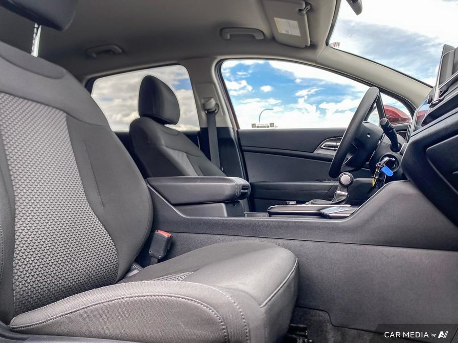 2024 Kia Sportage LX-23