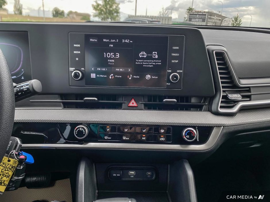 2024 Kia Sportage LX-17