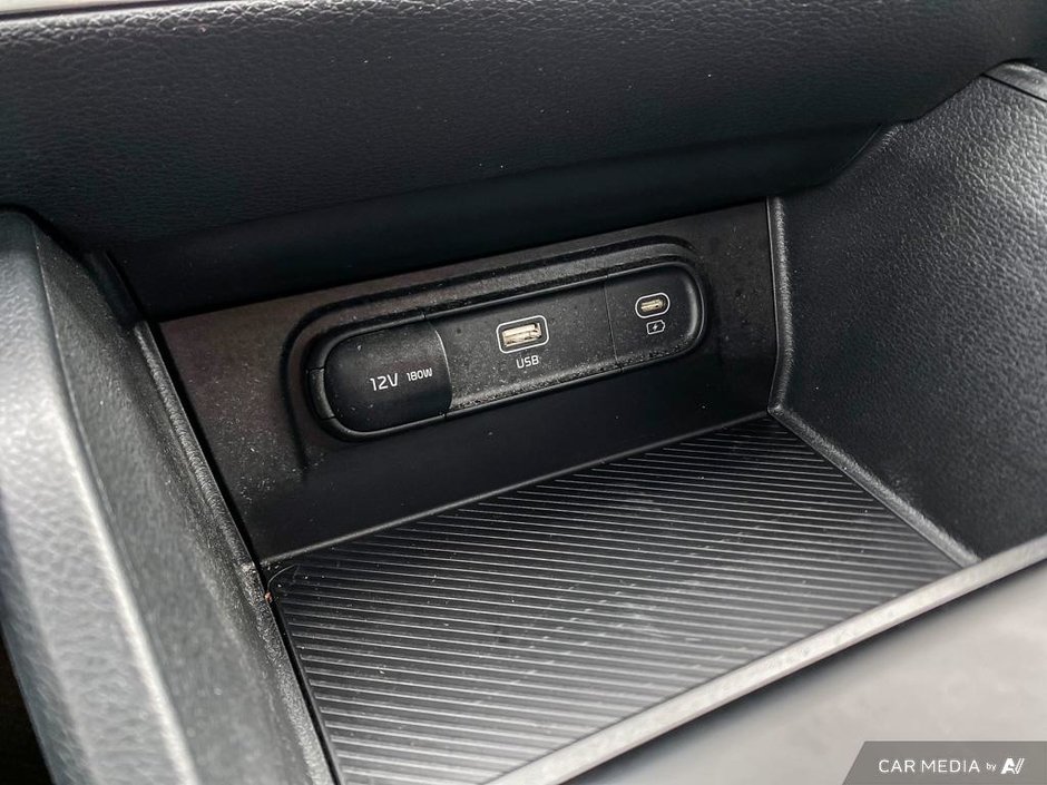 2024 Kia Sportage LX-20