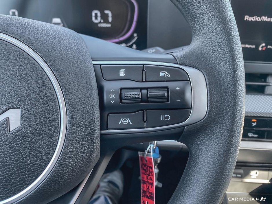 2025 Kia Sportage LX-16