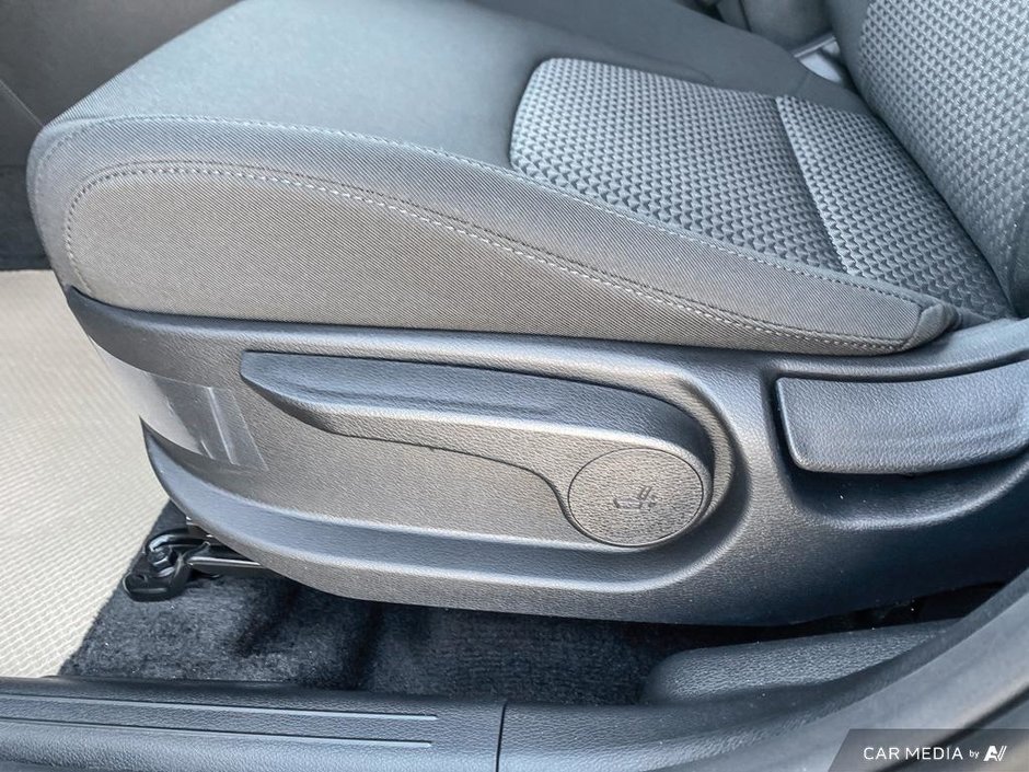 2025 Kia Sportage LX-21