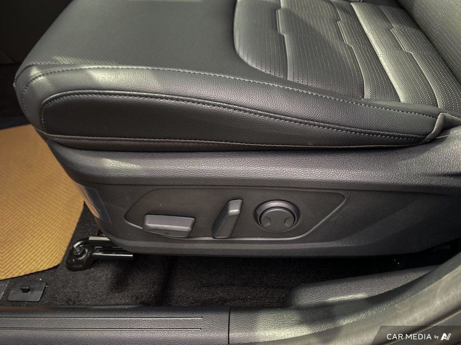 2026 Kia Sportage EX Premium-21