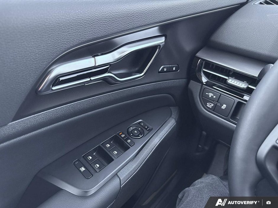 2026 Kia Sportage EX Premium-17
