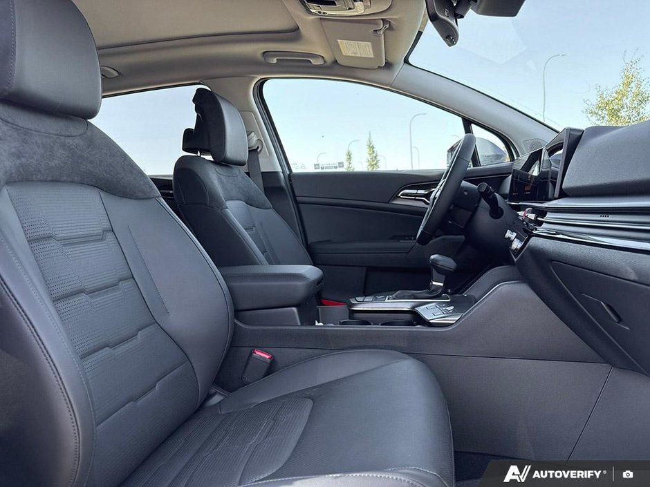 2026 Kia Sportage EX Premium-24