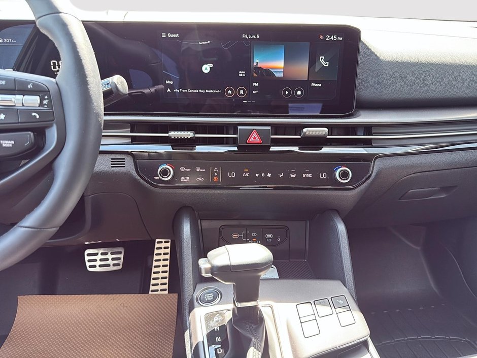 2026 Kia Sportage EX Premium-12