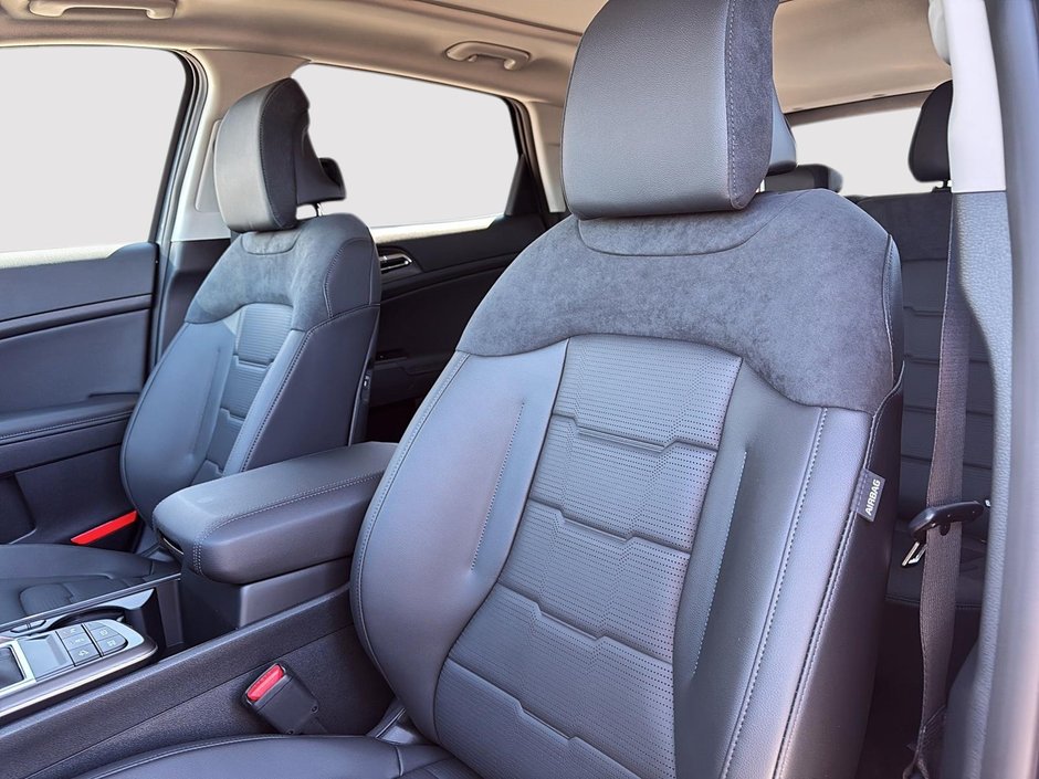 2026 Kia Sportage EX Premium-8