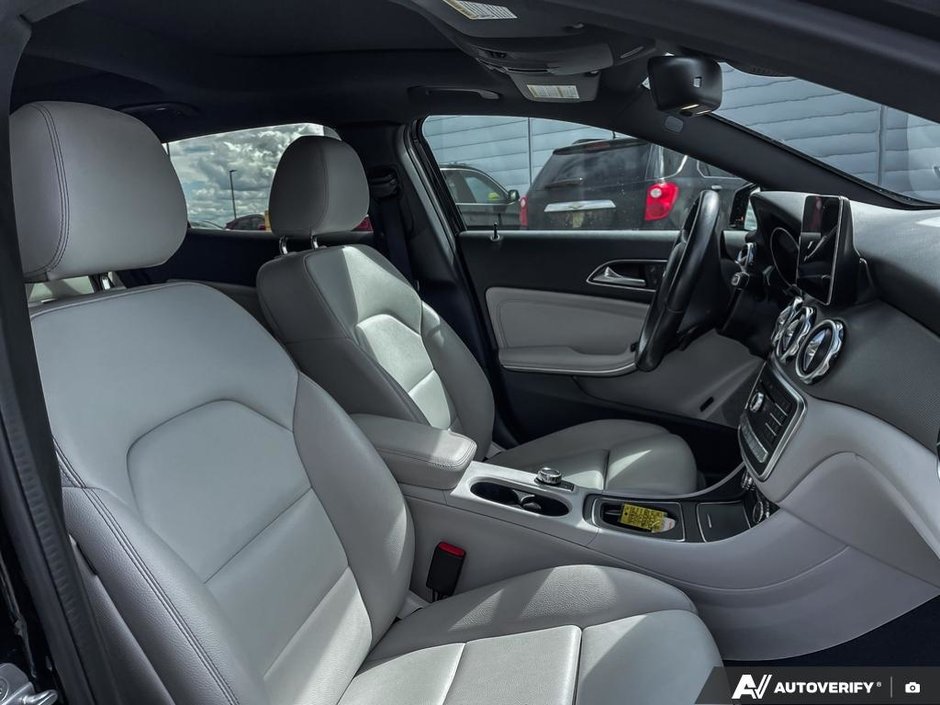2018 Mercedes-Benz GLA 250-23