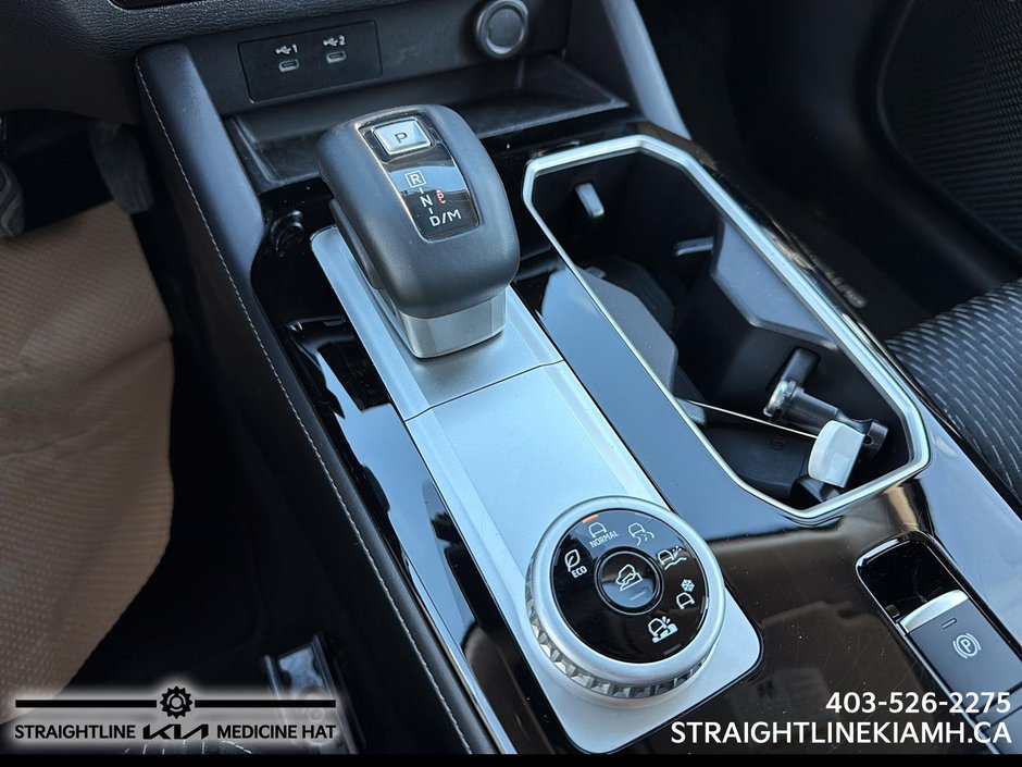 2025 Mitsubishi OUTLANDER ES-14