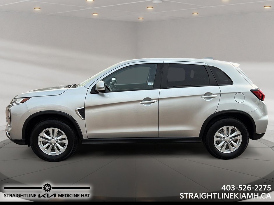 2021 Mitsubishi RVR SE-4