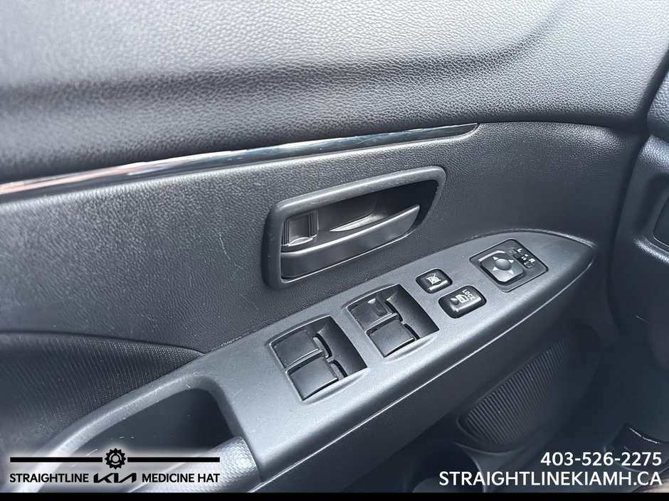 2024 Mitsubishi RVR ES-10