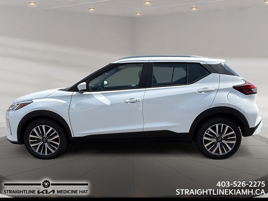 2025 Nissan Kicks Play SV-4