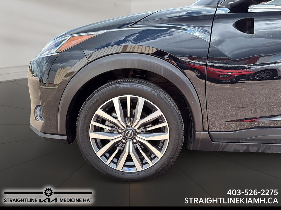 2025 Nissan Kicks Play SV-6