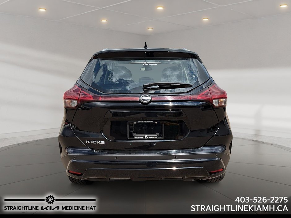 2025 Nissan Kicks Play SV-2