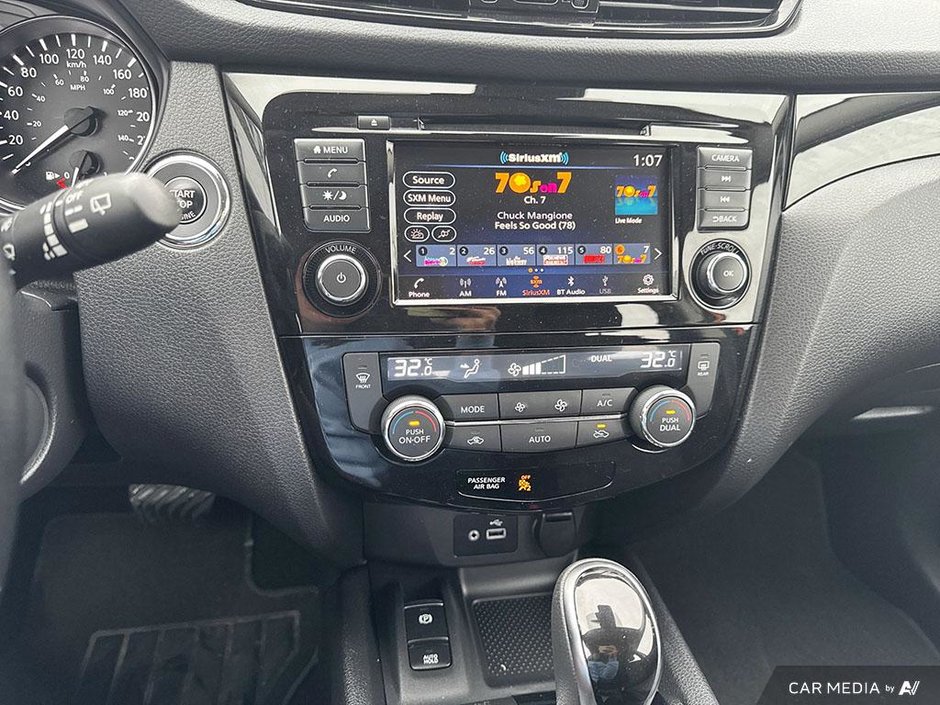 2023 Nissan Qashqai SV-12