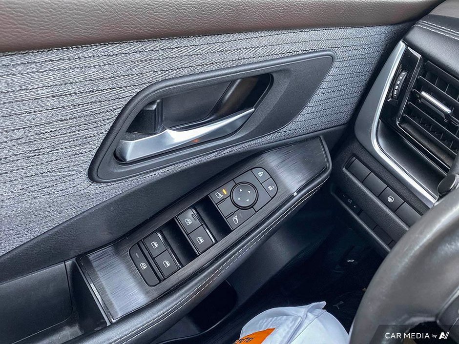 2021 Nissan Rogue SV-19