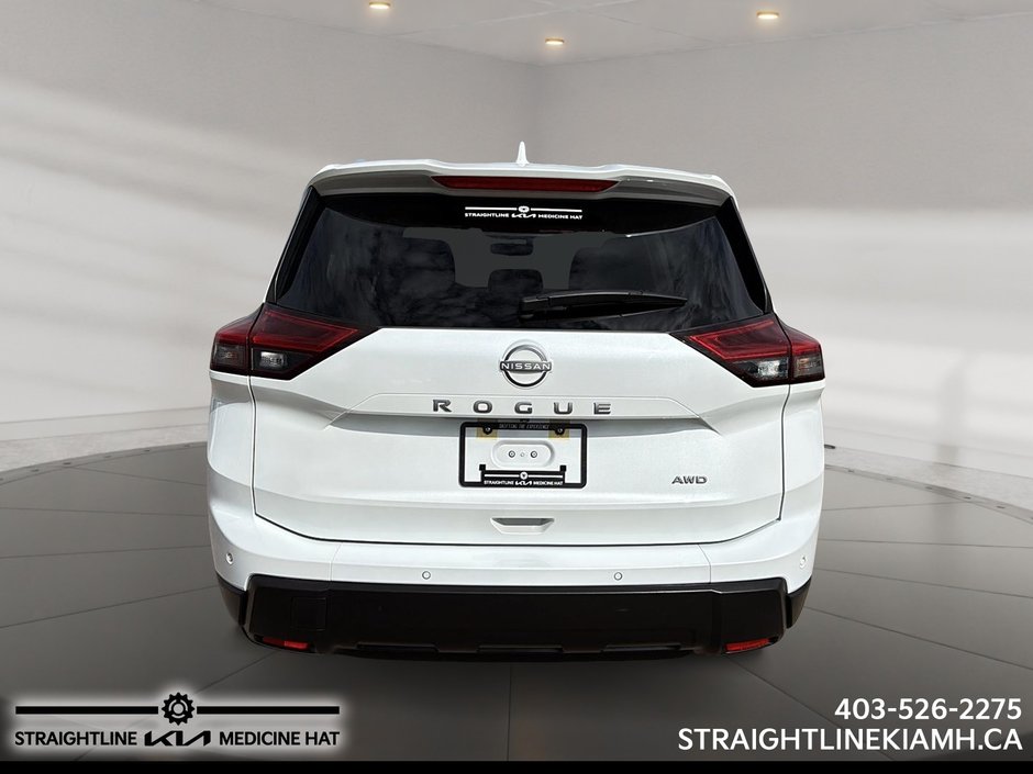 2025 Nissan Rogue SV Moonroof-2