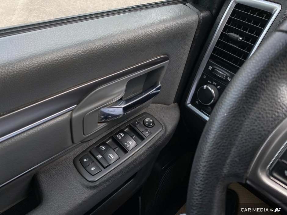 2021 Ram 1500 Classic SLT-12