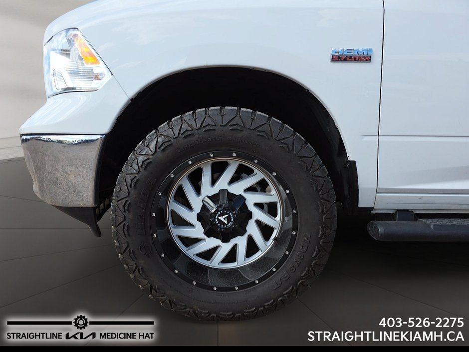 2022 Ram 1500 Classic SLT-6
