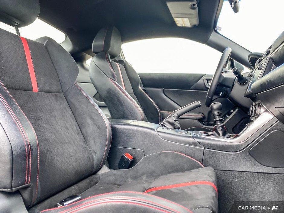 2023 Subaru BRZ Sport-tech-23