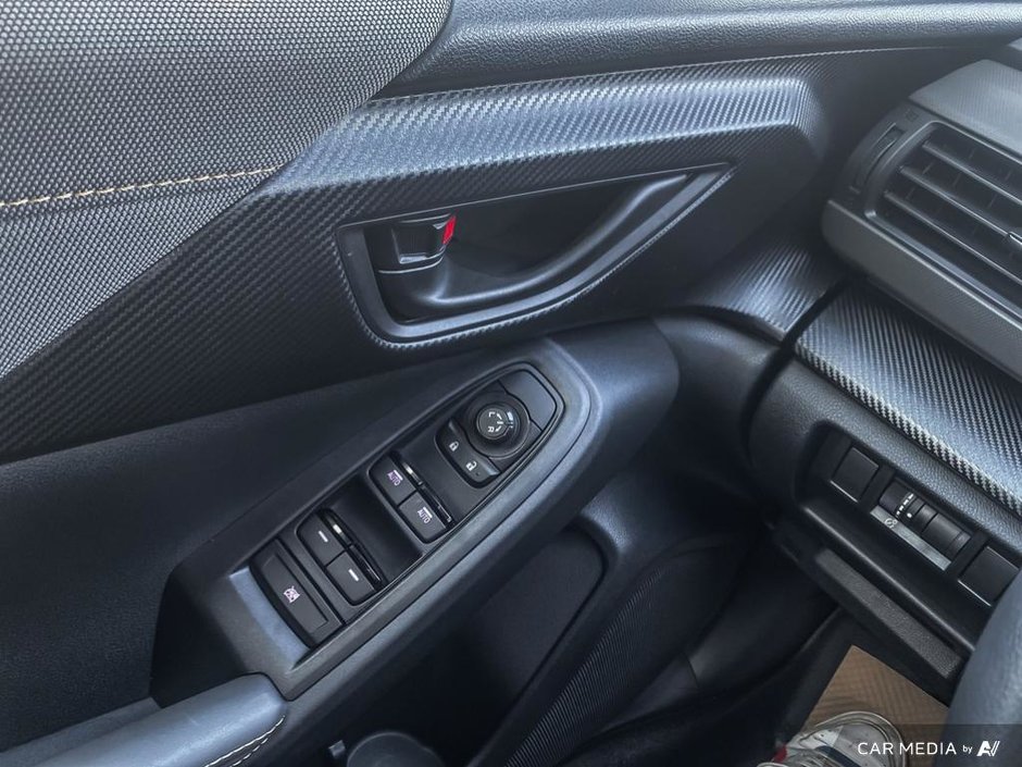 2024 Subaru Crosstrek Onyx-12