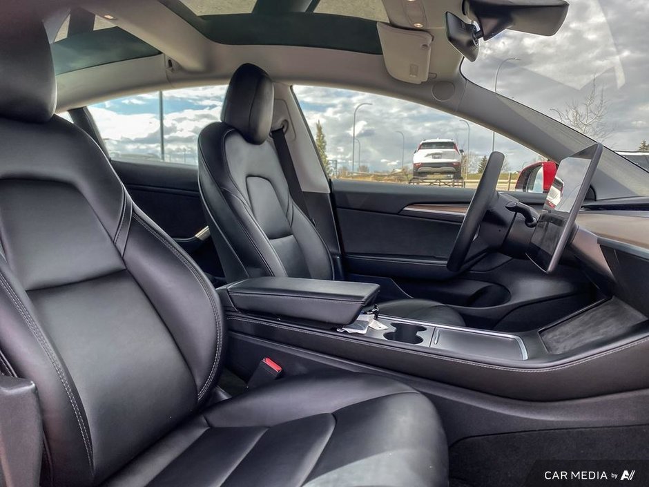 2021 Tesla MODEL 3 Long Range-21