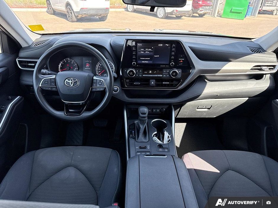 2020 Toyota Highlander LE-12